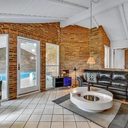 Awesome In Ringkbing With Wifi, Private Swimming Pool And Indoor Swimming Pool *